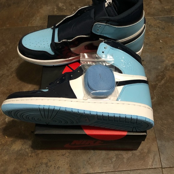Air Jordan 1 Retro High UNC Patent